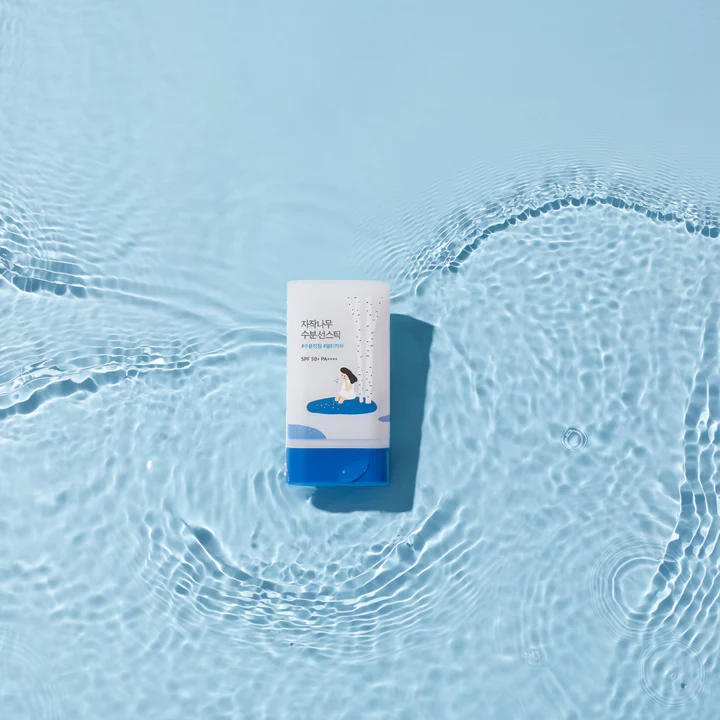 ROUND LAB Birch Juice Moisturising Sun Stick SPF50+ 3 Round Lab Birch Juice Moisturising Sun Stick SPF50+ PA++++ 19g - Image 1