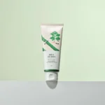 Round Lab Mugwort Calming Cleanser - 150ml - Image 4