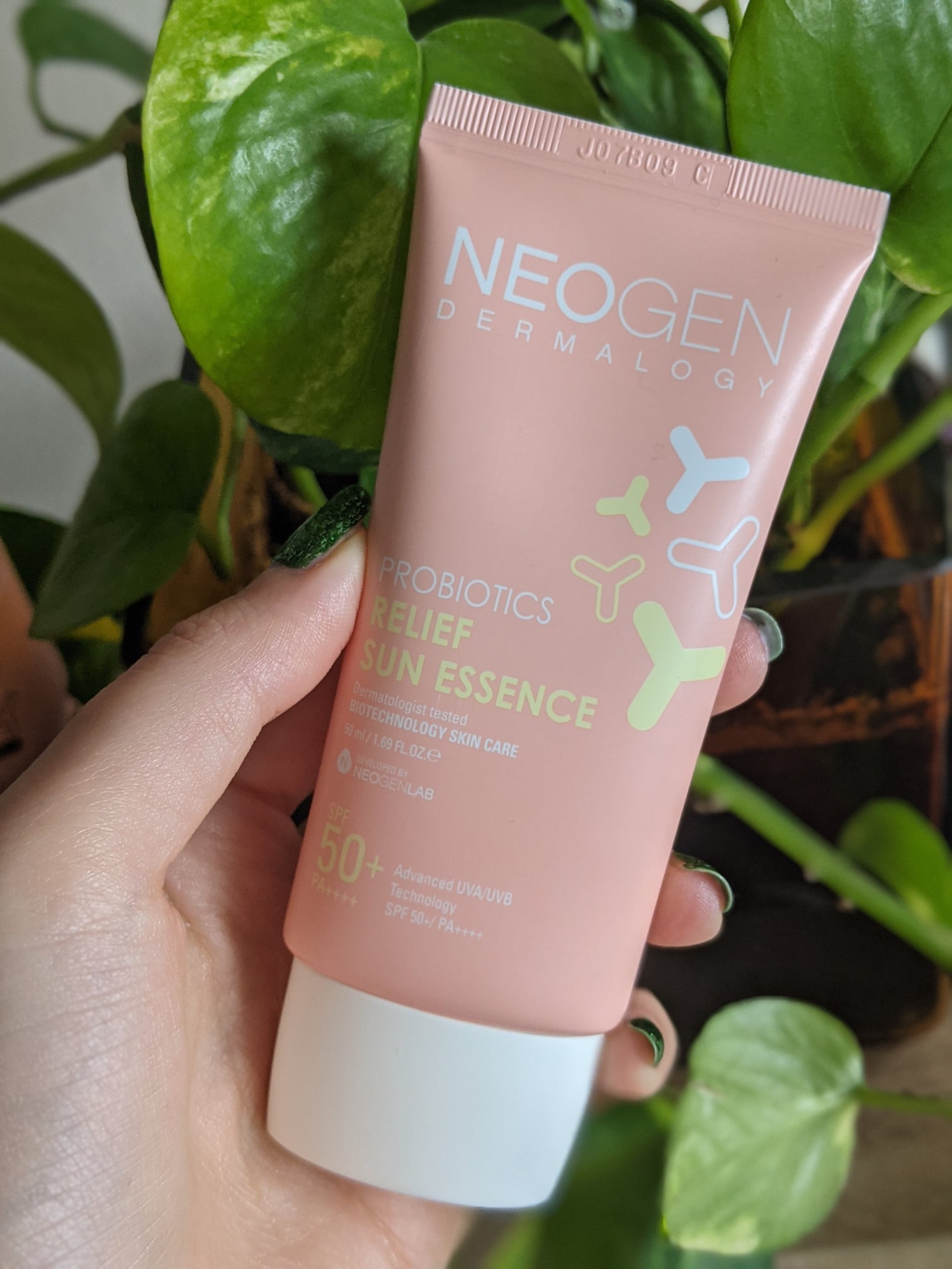 NEOGEN-Probiotics-Relief-Sun-Essence-50mlGlowBD NEOGEN Probiotics Relief Sun Essence 50ml - Image 1